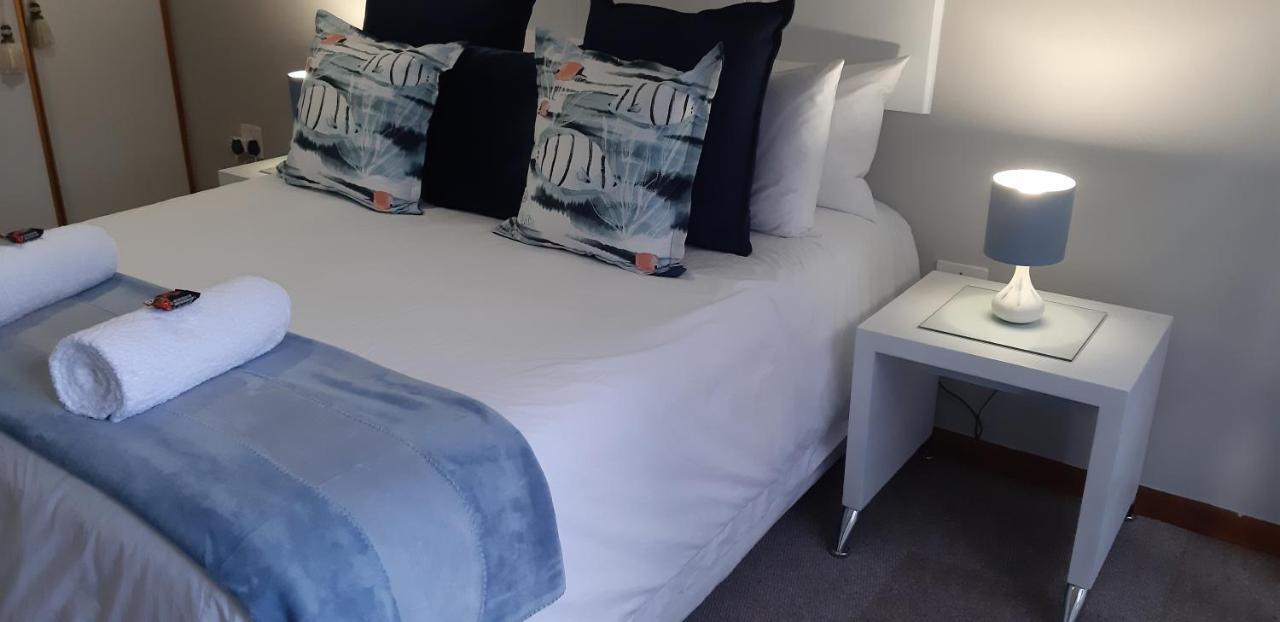 Shark Cove Little Cottage Kleinbaai Экстерьер фото